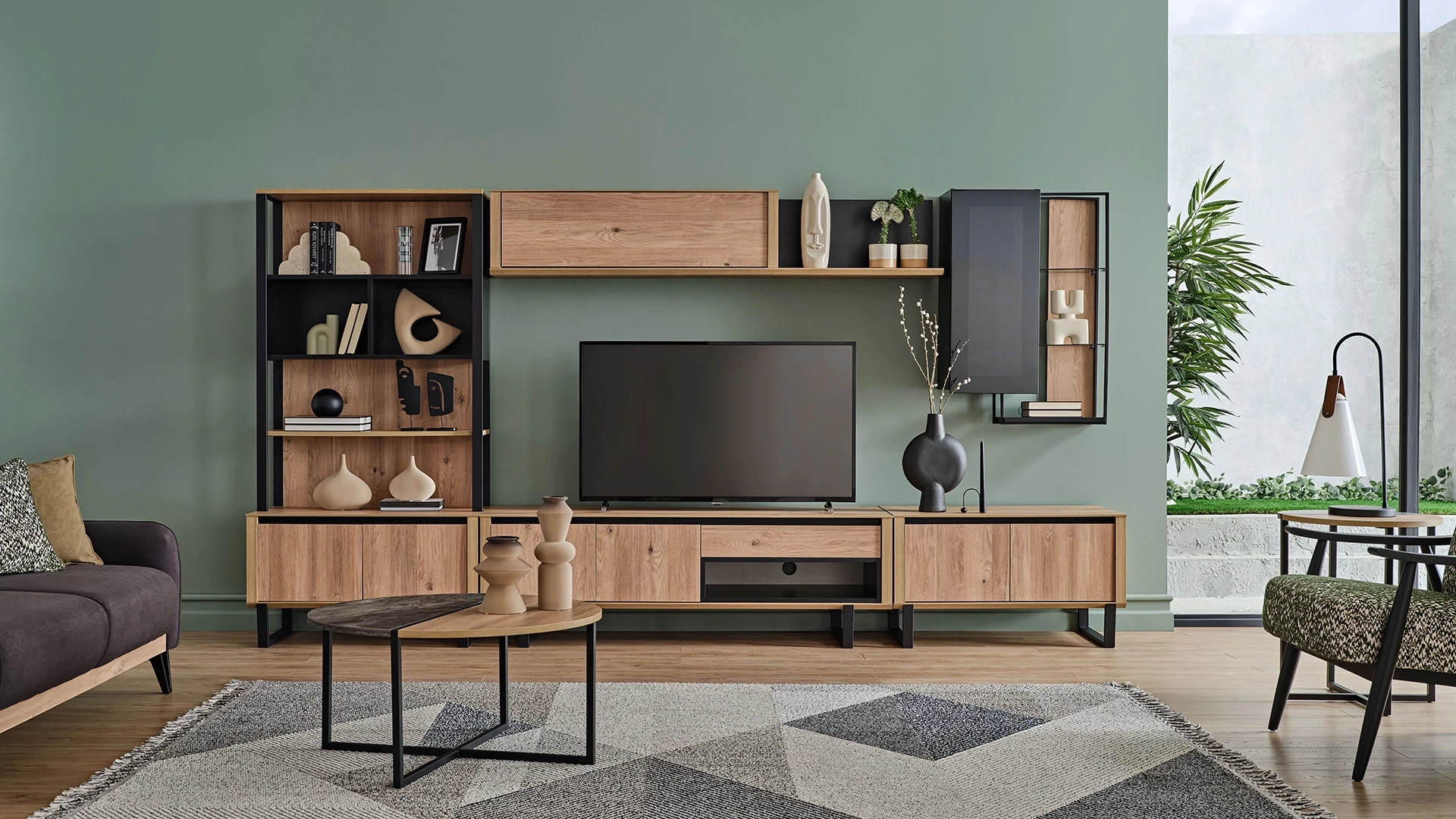 SOLID SOLID TV UNITESI